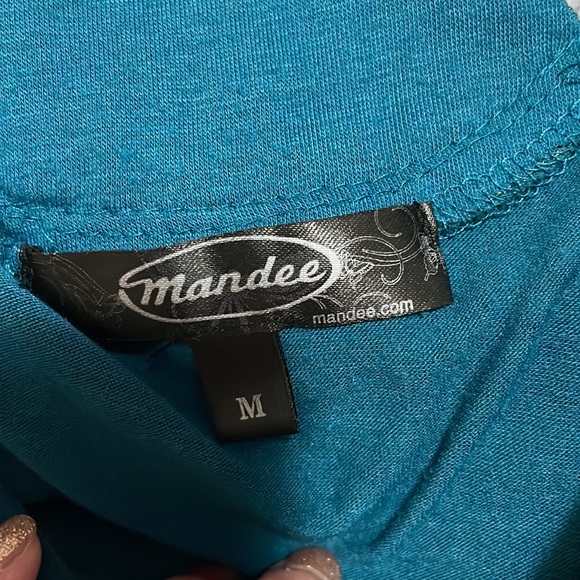 Absolutely Stunning Beaded Back Top - Picture 10 of 14